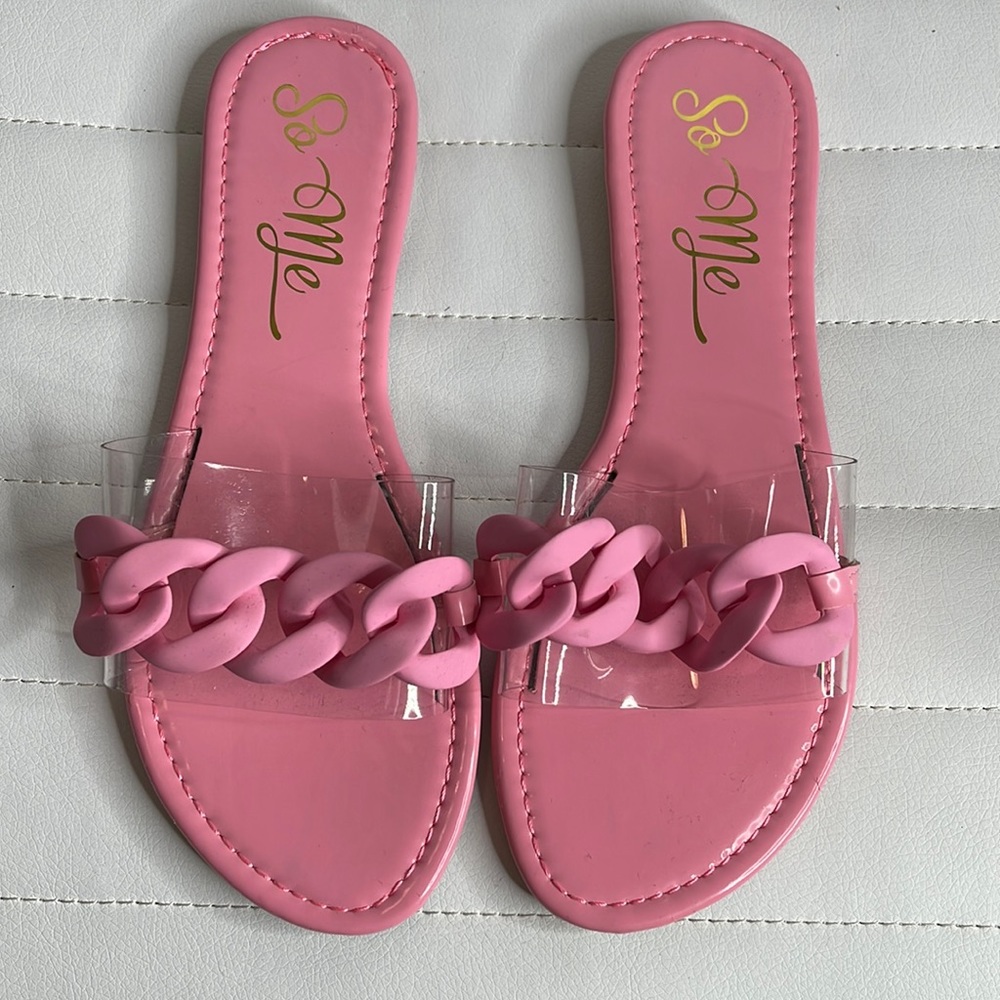 Pink sandal size 10